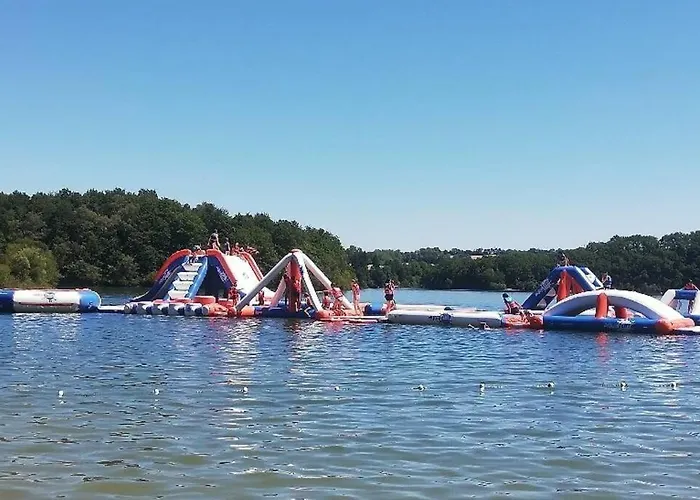 T 2 Dans Village Vacances 3 *** A Saint Geniez 2 Piscines Chauffee