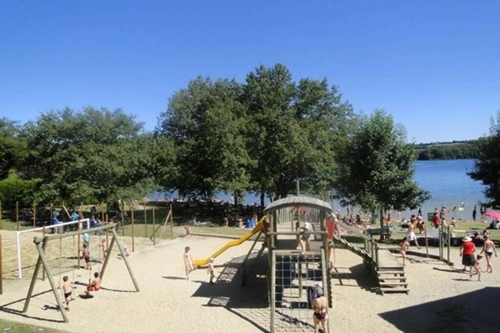 Apartment T 2 Dans Village 3 *** A Saint Geniez 2 Piscines Chauffee *